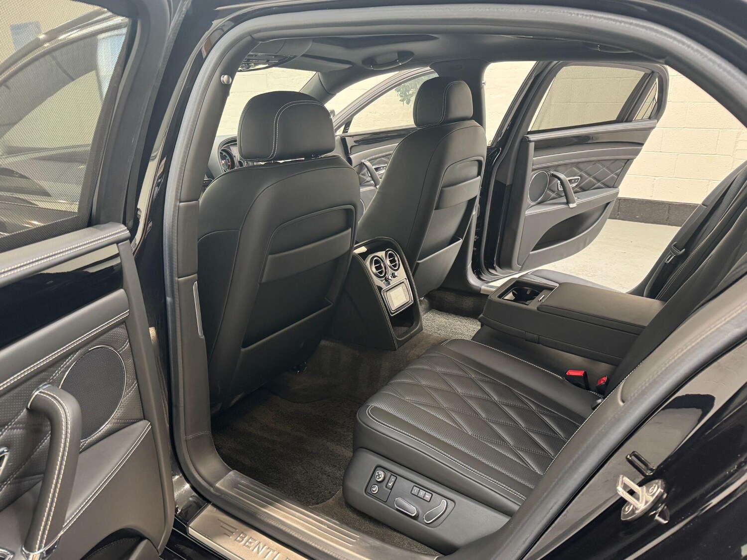 Used Bentley Flying Spur 2014 for sale - 78034411: Photo 42