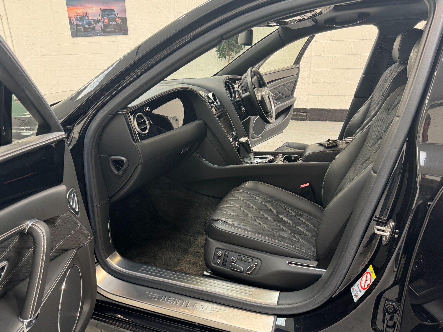 Used Bentley Flying Spur 2014 for sale - 78034411: Photo 46