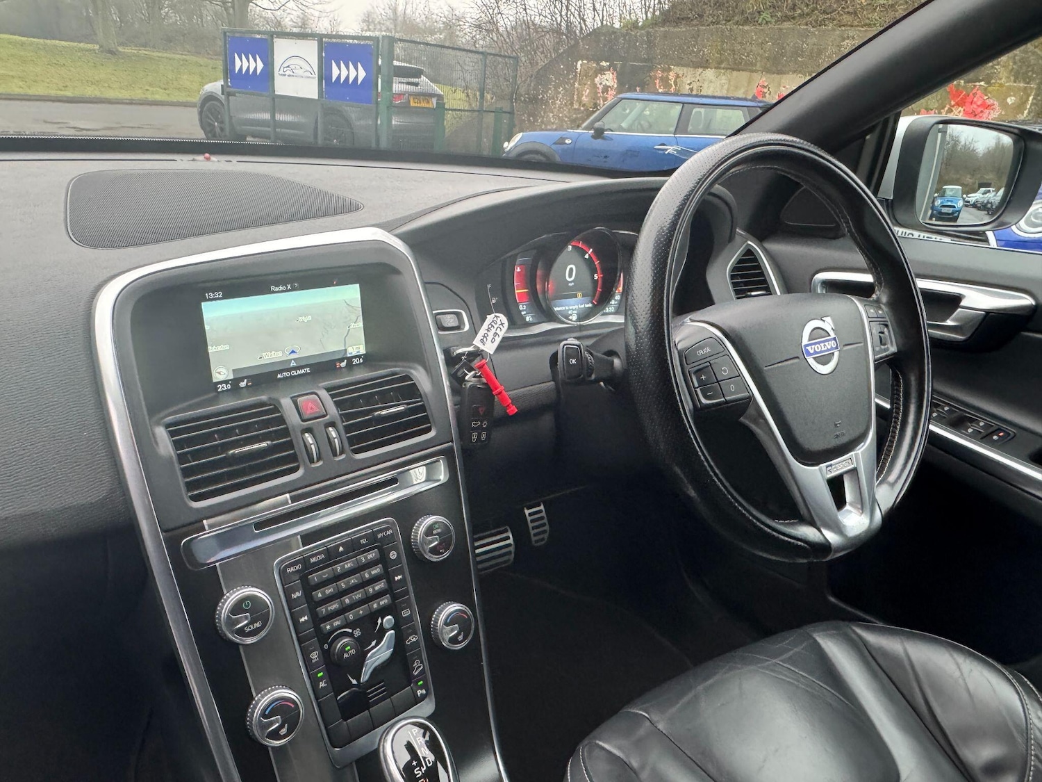 Used Volvo XC60 2014 for sale - 77254974: Photo 31