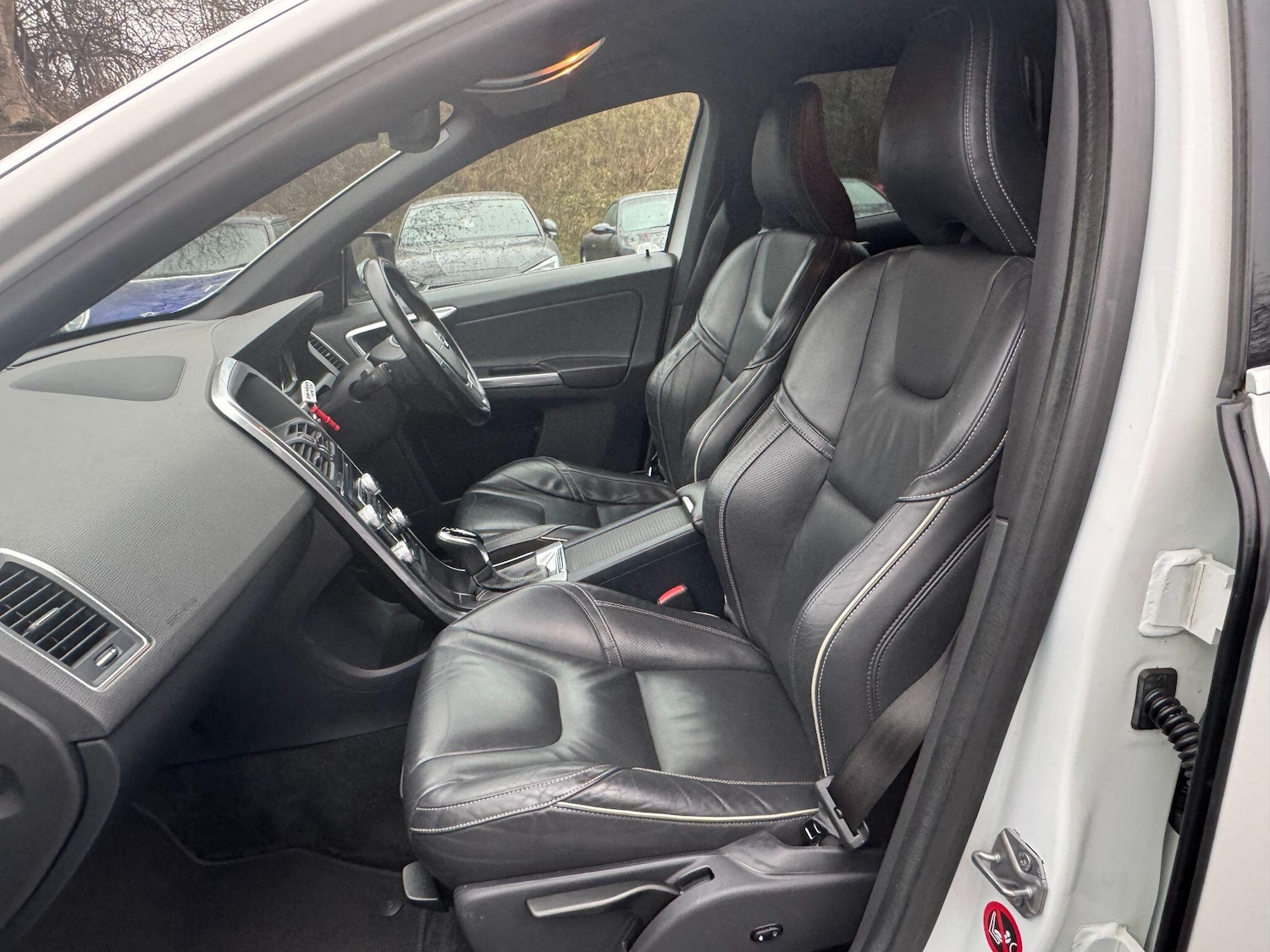 Used Volvo XC60 2014 for sale - 77254974: Photo 32