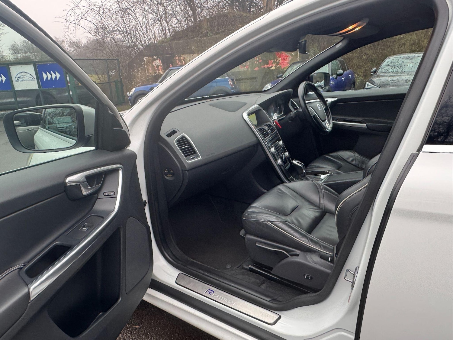 Used Volvo XC60 2014 for sale - 77254974: Photo 34