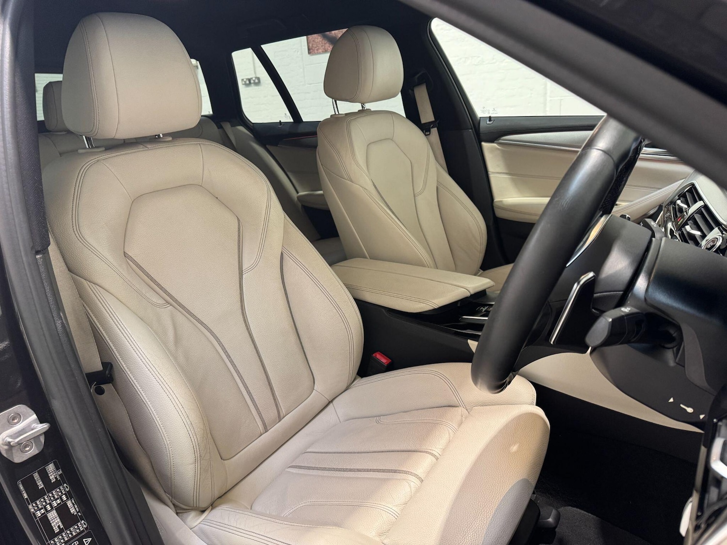 Used BMW 5 Series 2018 for sale - 76926366: Photo 17