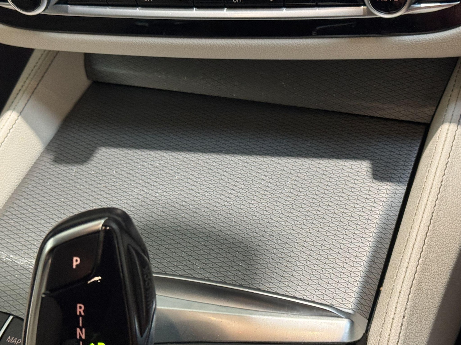 Used BMW 5 Series 2018 for sale - 76926366: Photo 44