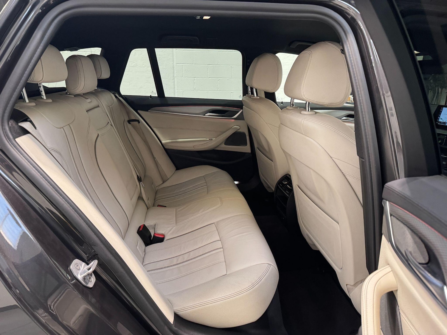 Used BMW 5 Series 2018 for sale - 76926366: Photo 51