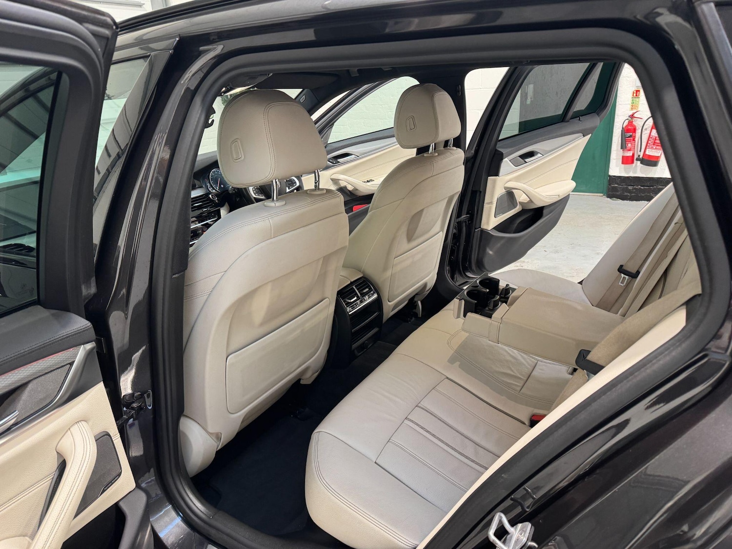 Used BMW 5 Series 2018 for sale - 76926366: Photo 56