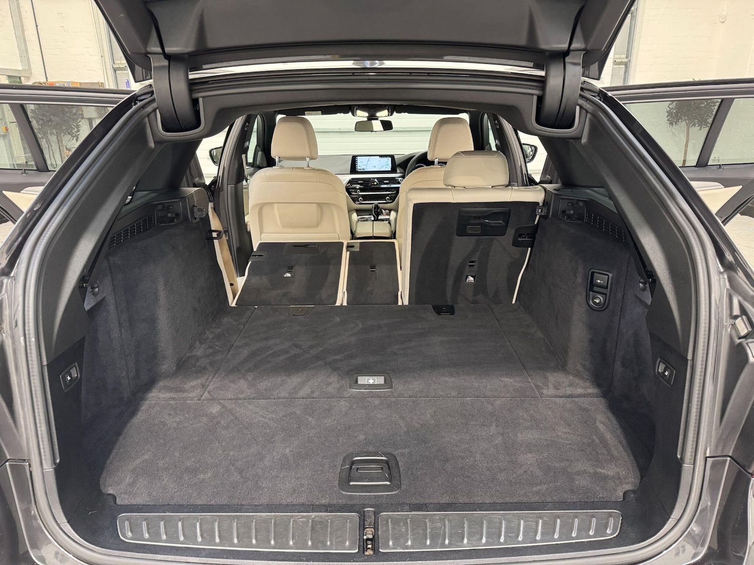 Used BMW 5 Series 2018 for sale - 76926366: Photo 83