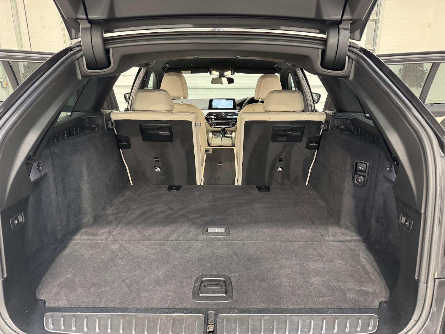 Used BMW 5 Series 2018 for sale - 76926366: Photo 84