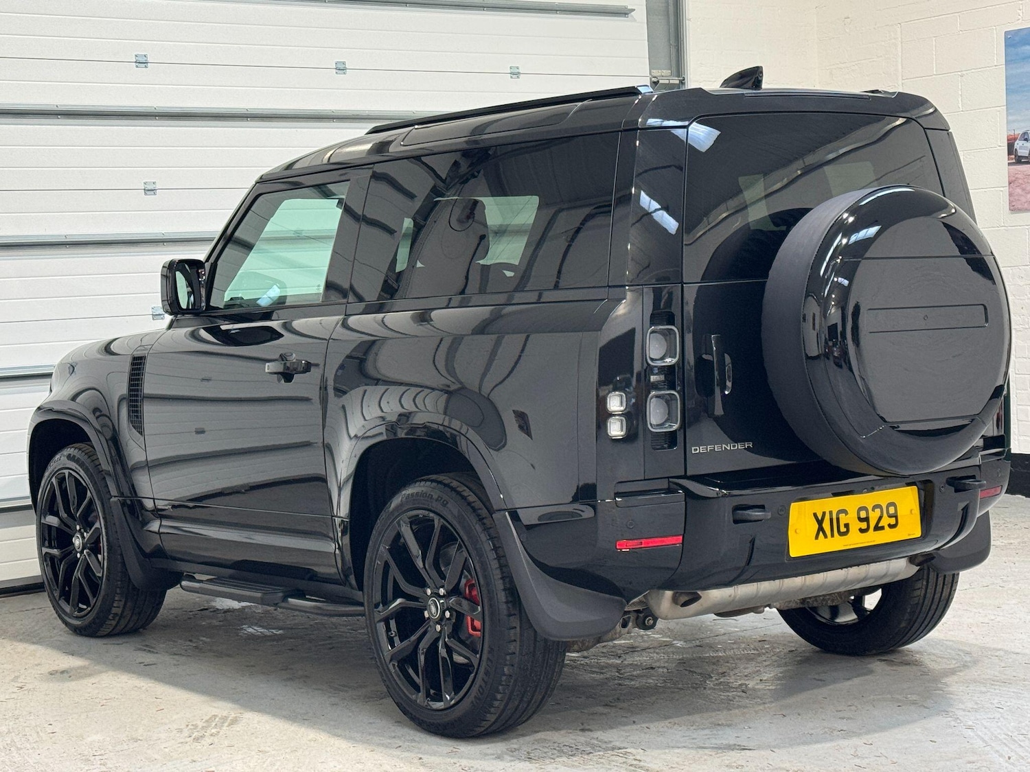 Used Land Rover Defender 2021 for sale - 77612589: Photo 15