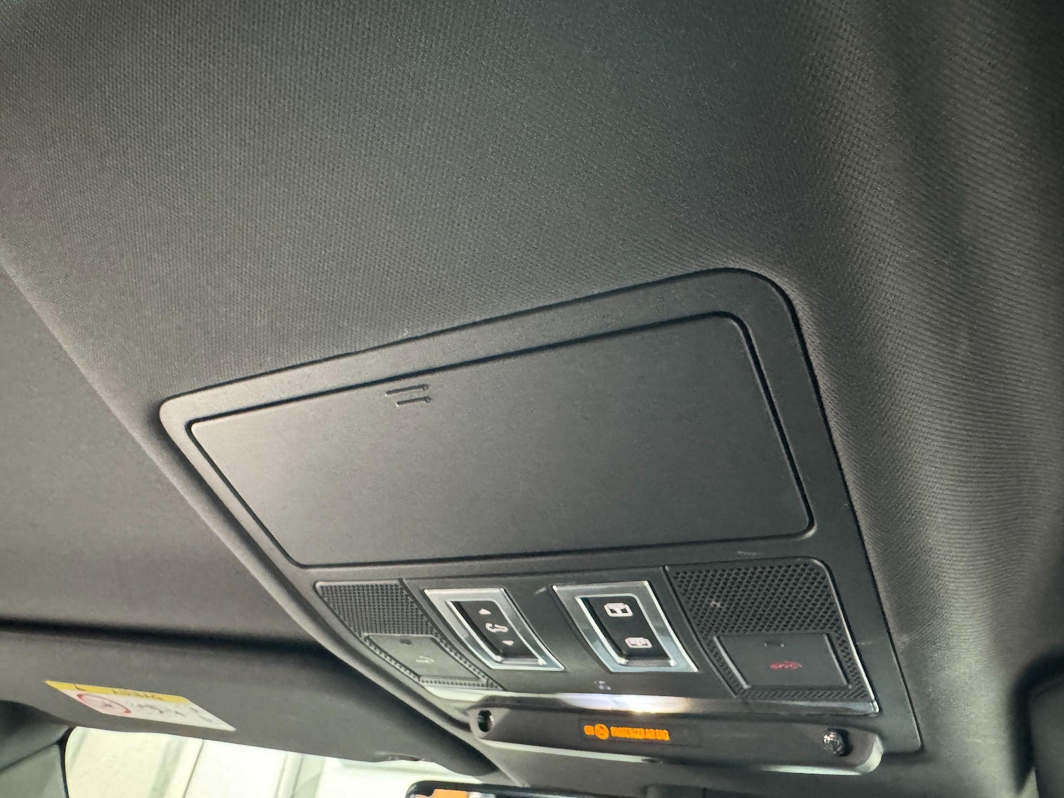 Used Land Rover Defender 2021 for sale - 77612589: Photo 65