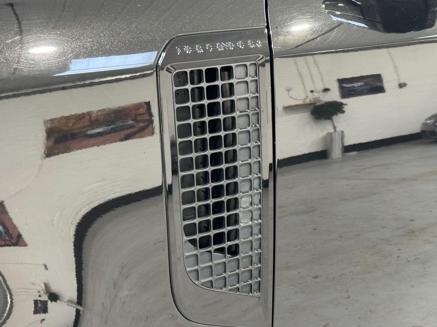 Used Land Rover Defender 2021 for sale - 77612589: Photo 73