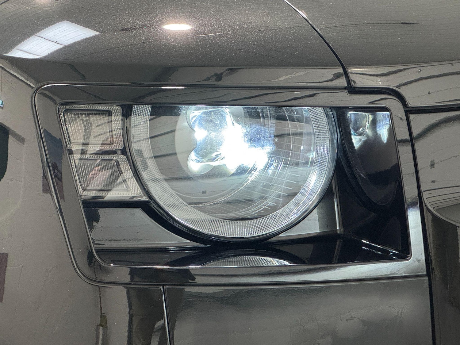 Used Land Rover Defender 2021 for sale - 77612589: Photo 97