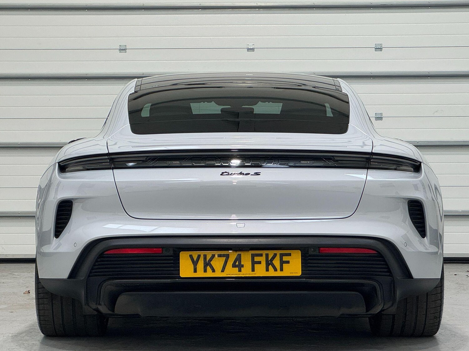 Used Porsche Taycan 2024 for sale - 77852761: Photo 13