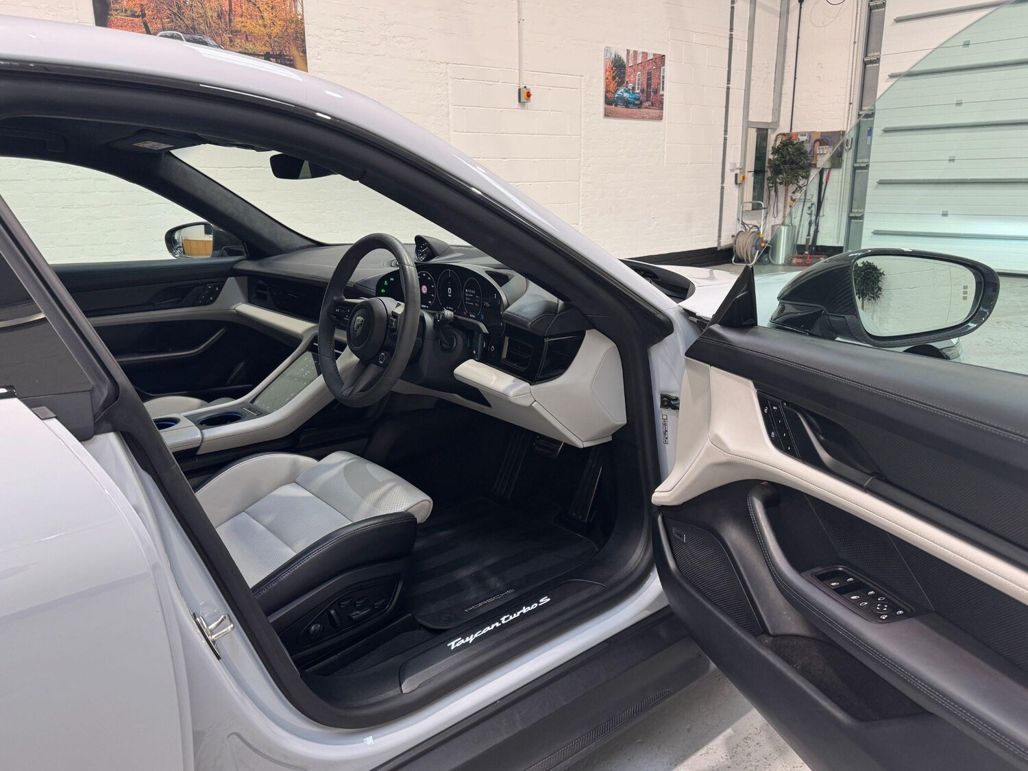 Used Porsche Taycan 2024 for sale - 77852761: Photo 19