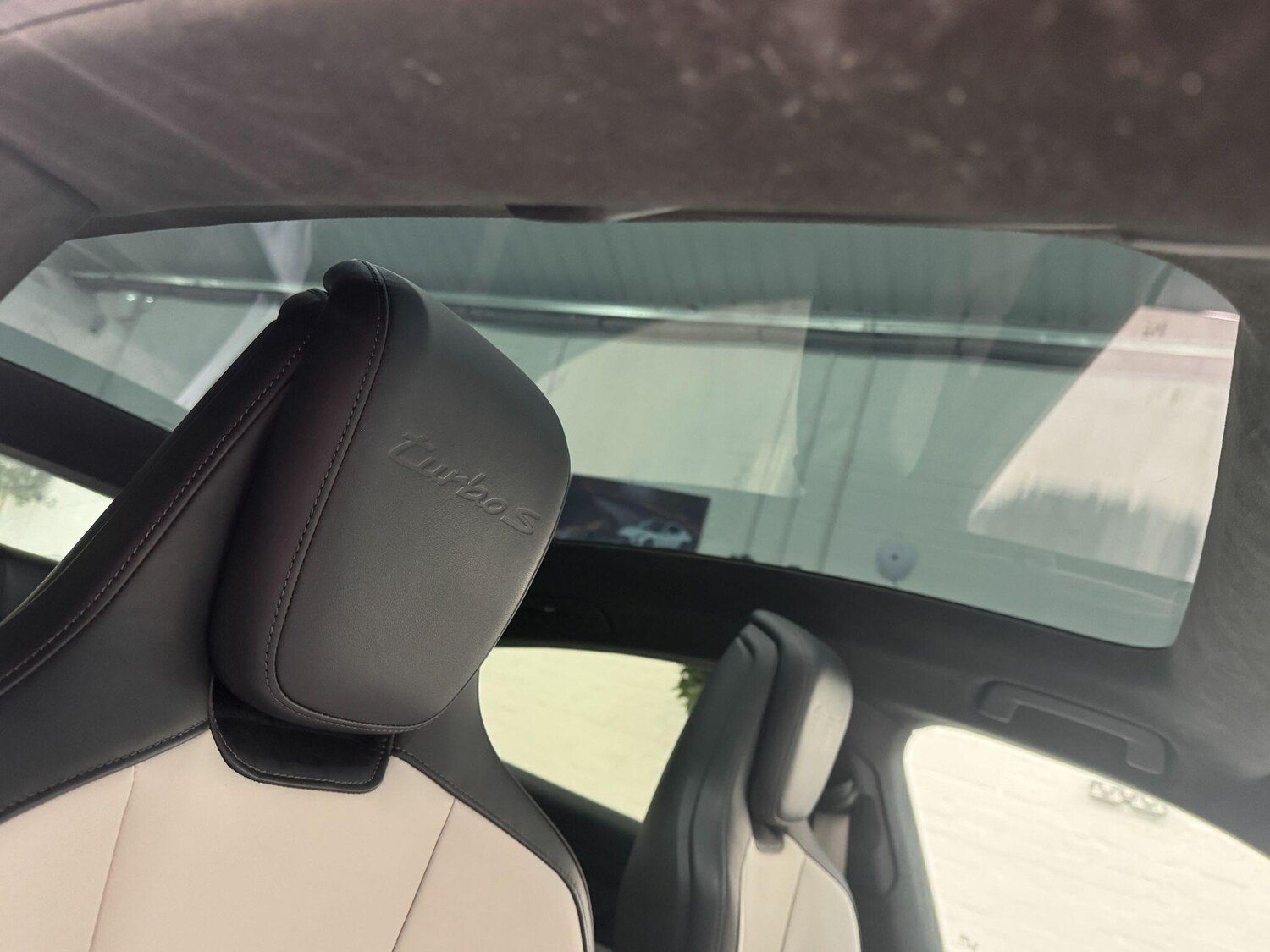 Used Porsche Taycan 2024 for sale - 77852761: Photo 21