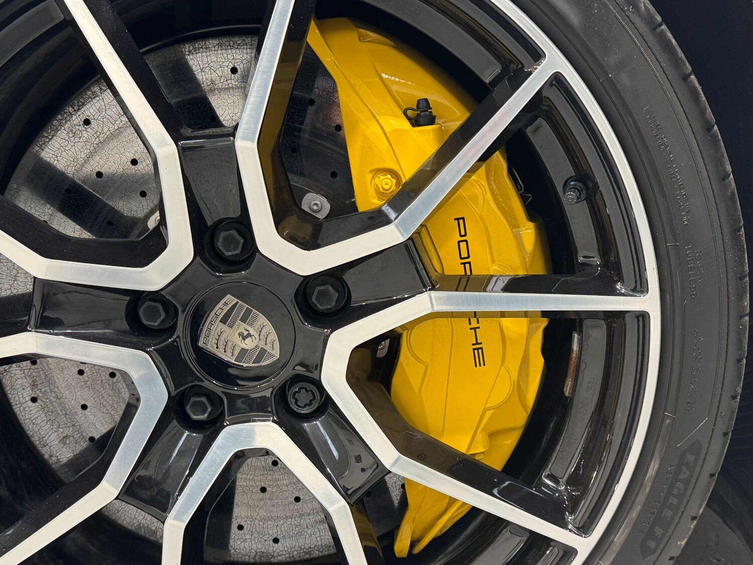 Used Porsche Taycan 2024 for sale - 77852761: Photo 32