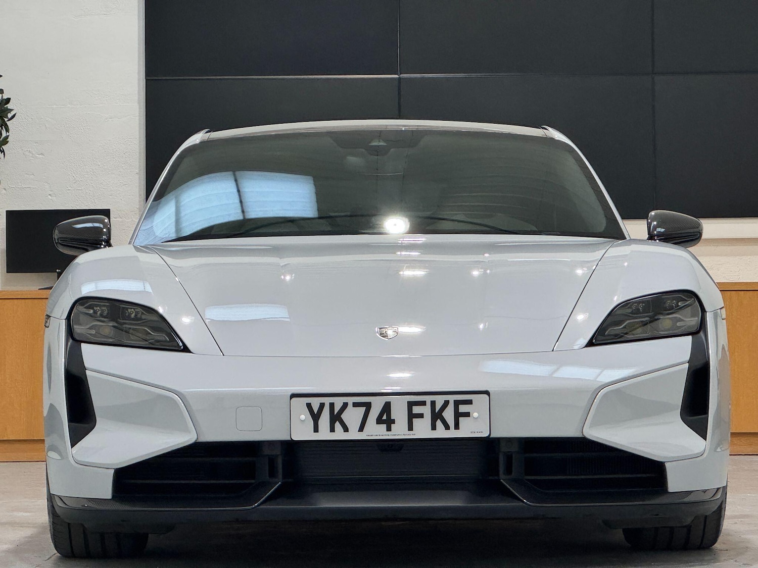 Used Porsche Taycan 2024 for sale - 77852761: Photo 5