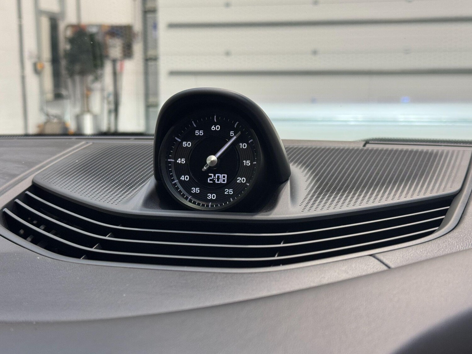 Used Porsche Taycan 2024 for sale - 77852761: Photo 53