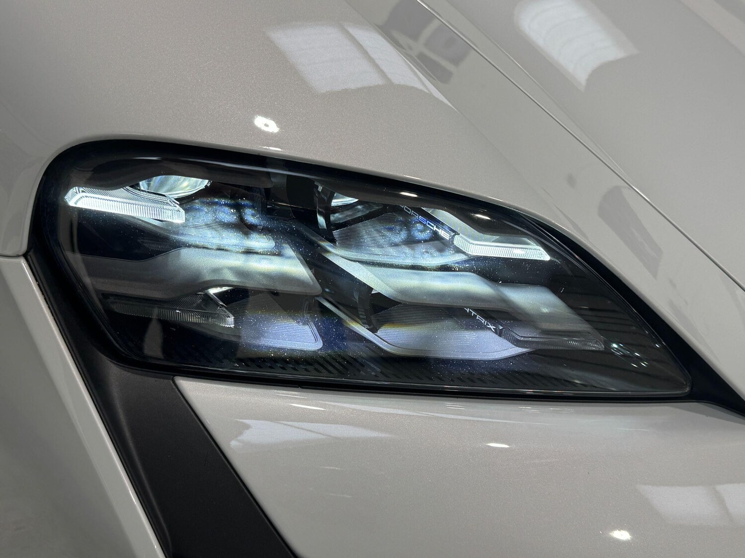 Used Porsche Taycan 2024 for sale - 77852761: Photo 92