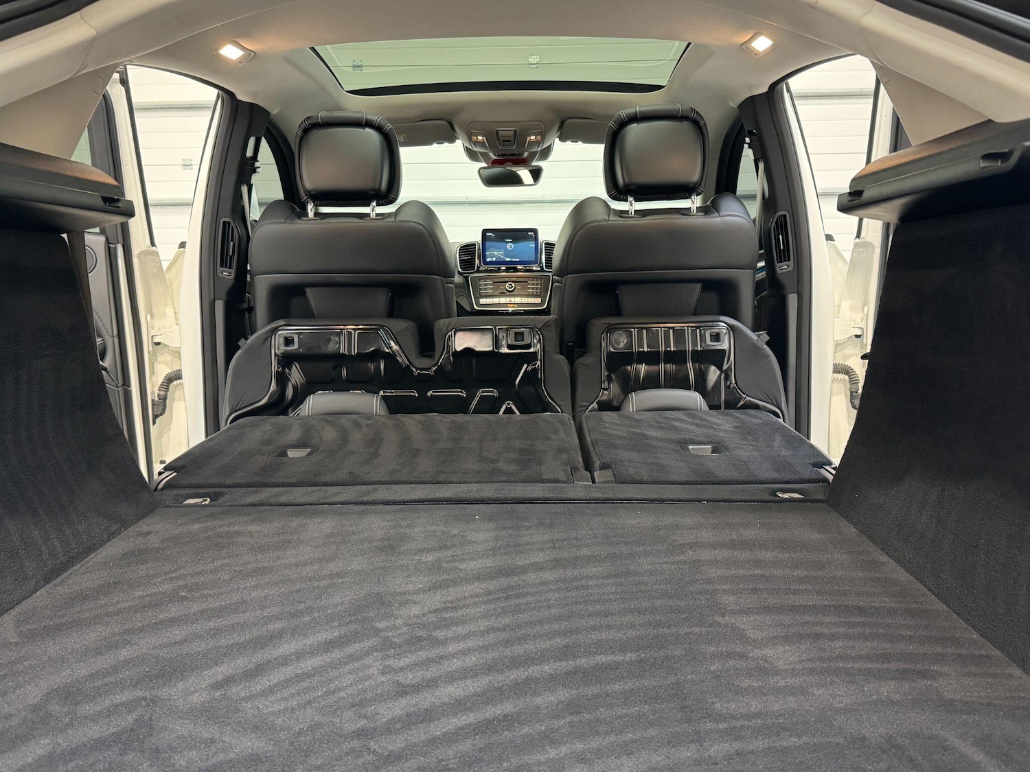 Used Mercedes-Benz GLE 2015 for sale - 76336200: Photo 100