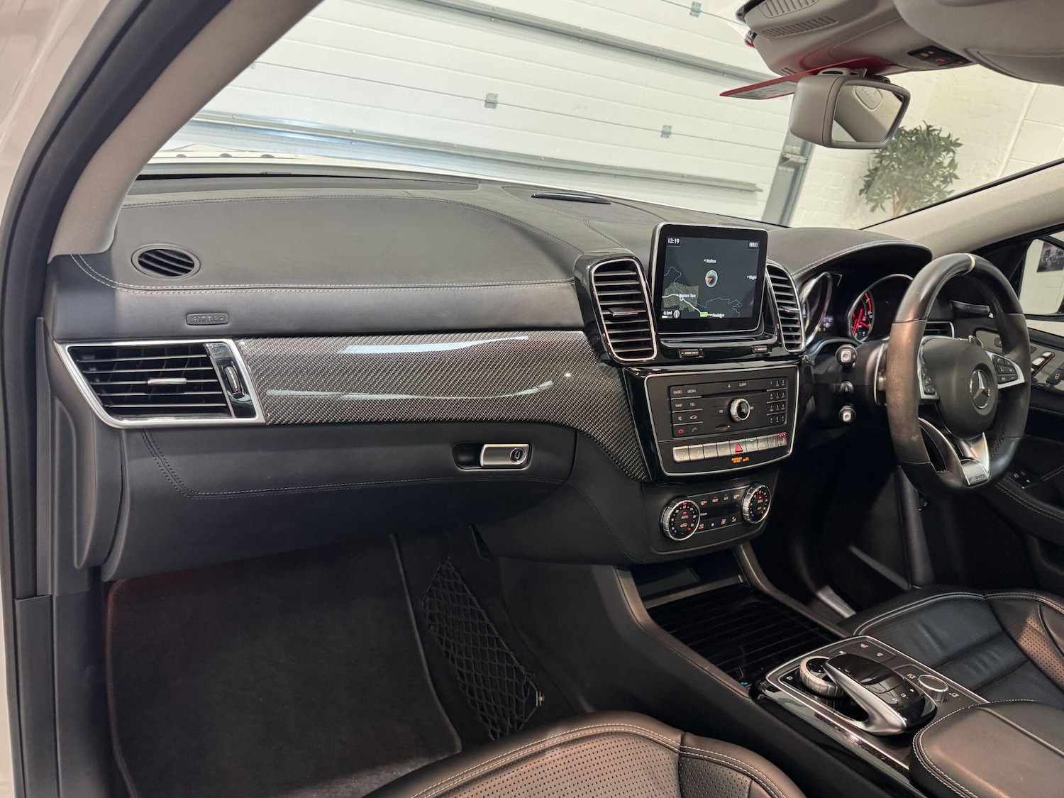 Used Mercedes-Benz GLE 2015 for sale - 76336200: Photo 90