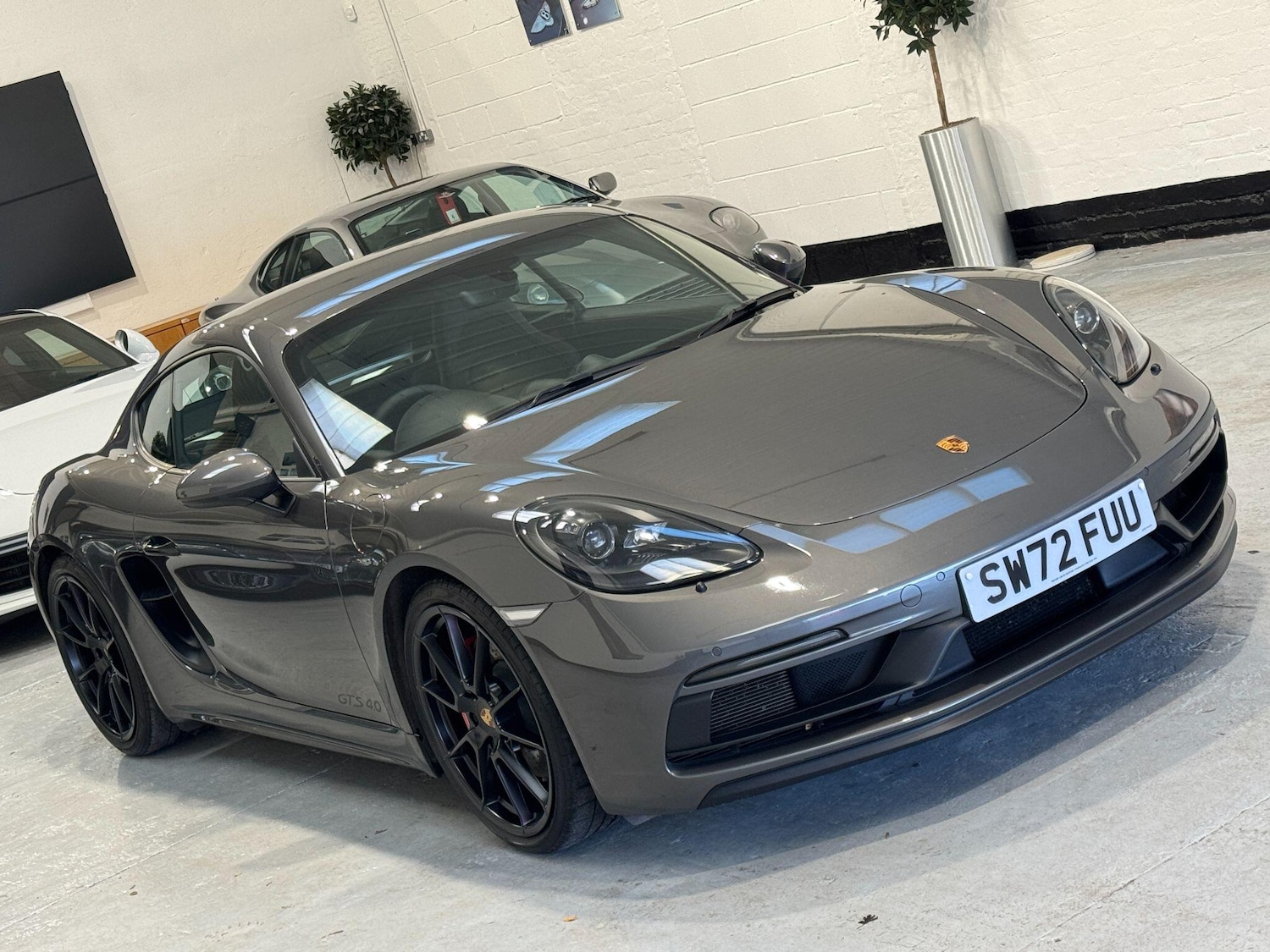 Used Porsche Cayman 2023 for sale - 76965550: Photo 31