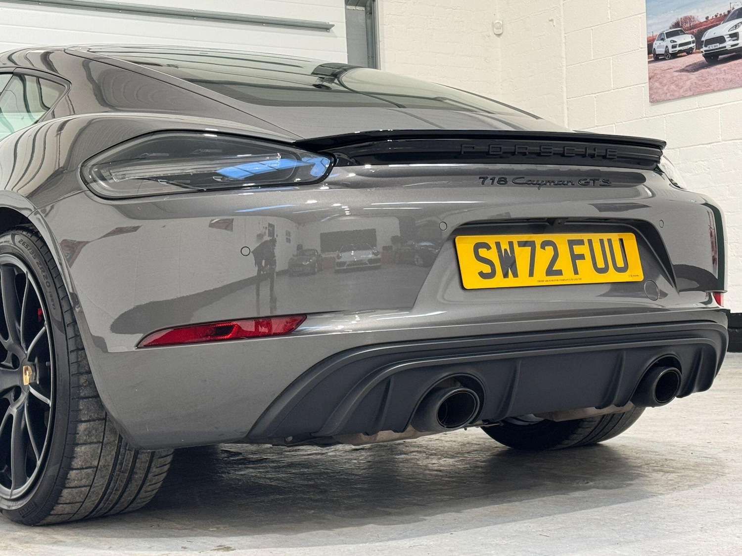 Used Porsche Cayman 2023 for sale - 76965550: Photo 48