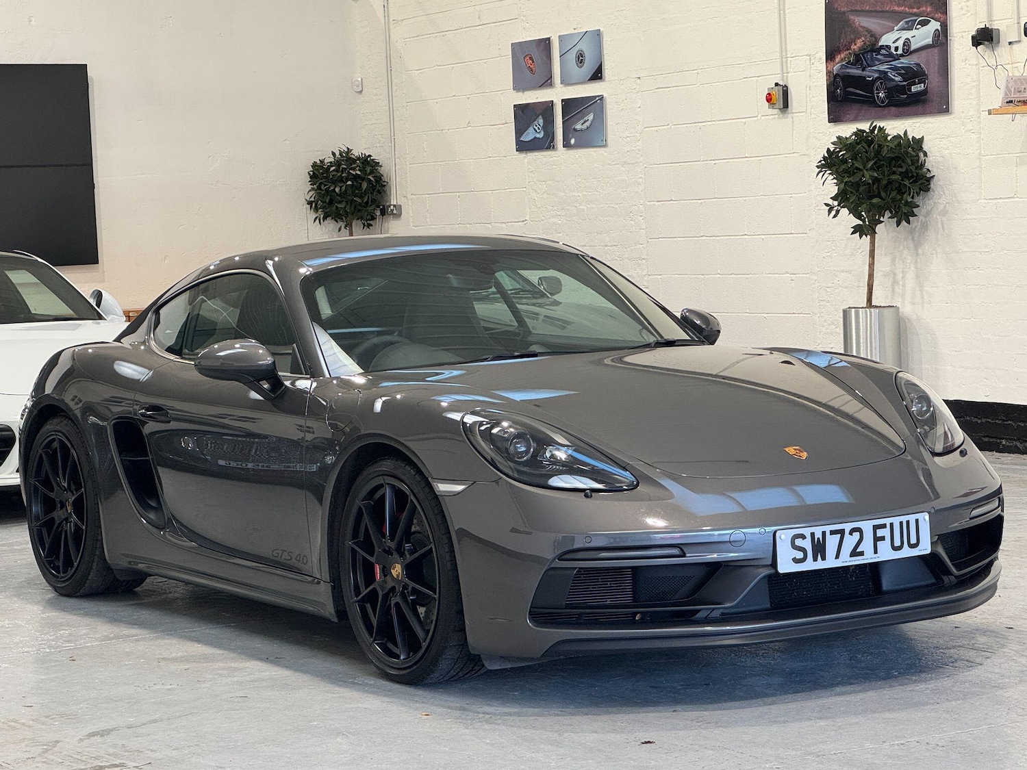 Used Porsche Cayman 2023 for sale - 76965550: Photo 7