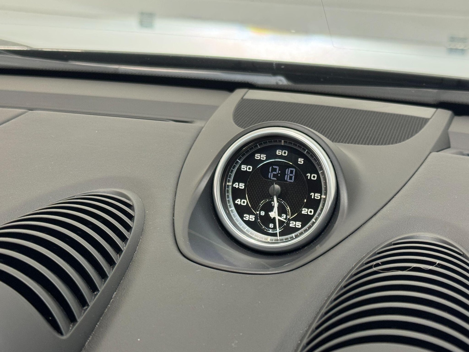 Used Porsche Cayman 2023 for sale - 76965550: Photo 70