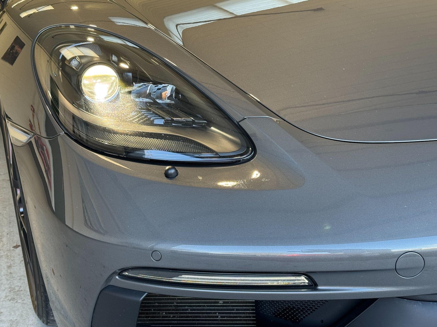 Used Porsche Cayman 2023 for sale - 76965550: Photo 76