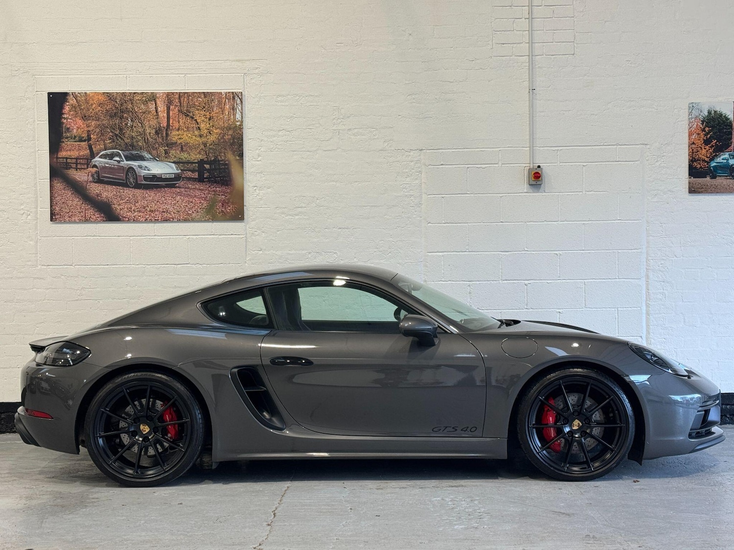 Used Porsche Cayman 2023 for sale - 76965550: Photo 8