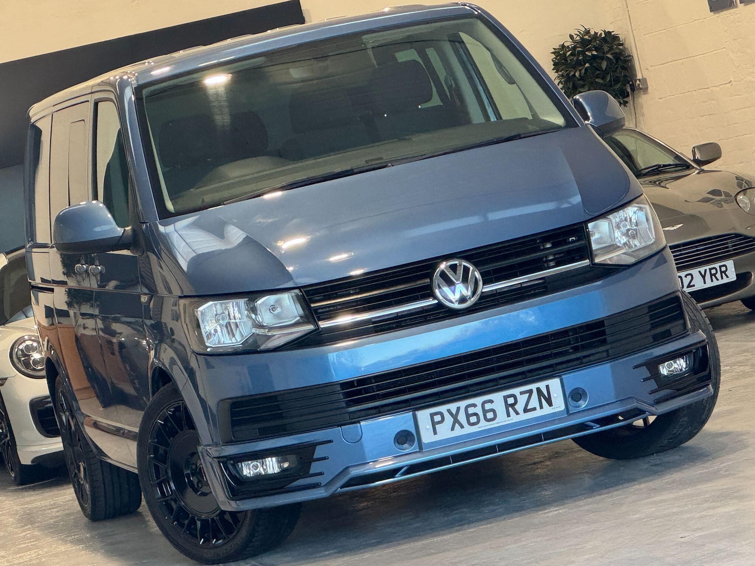 Used Volkswagen Transporter 2016 for sale - 76786821: Photo 1