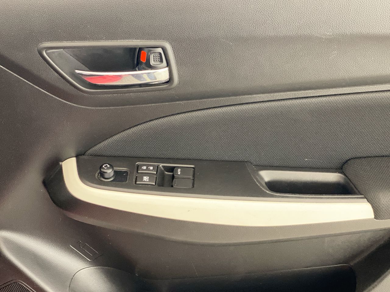 Used Suzuki Swift 2023 for sale - 75980134: Photo 13