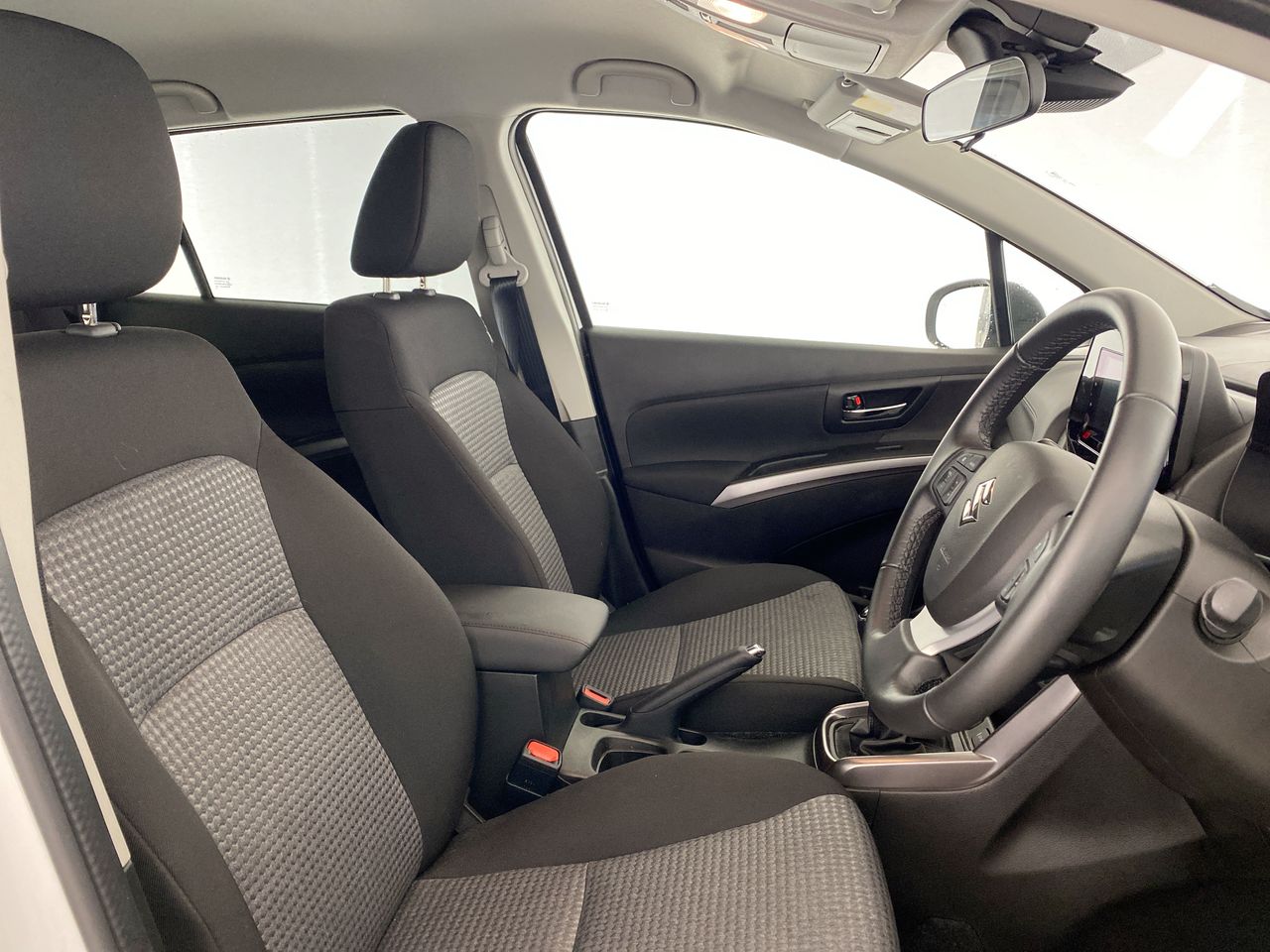 Used Suzuki SX4 S-Cross 2025 for sale - 76716644: Photo 15