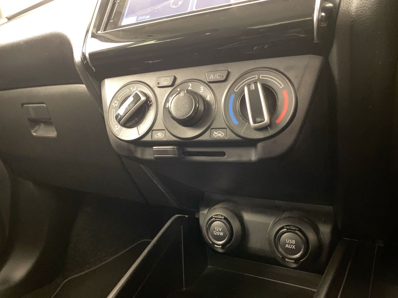 Used Suzuki Swift 2020 for sale - 76635301: Photo 19