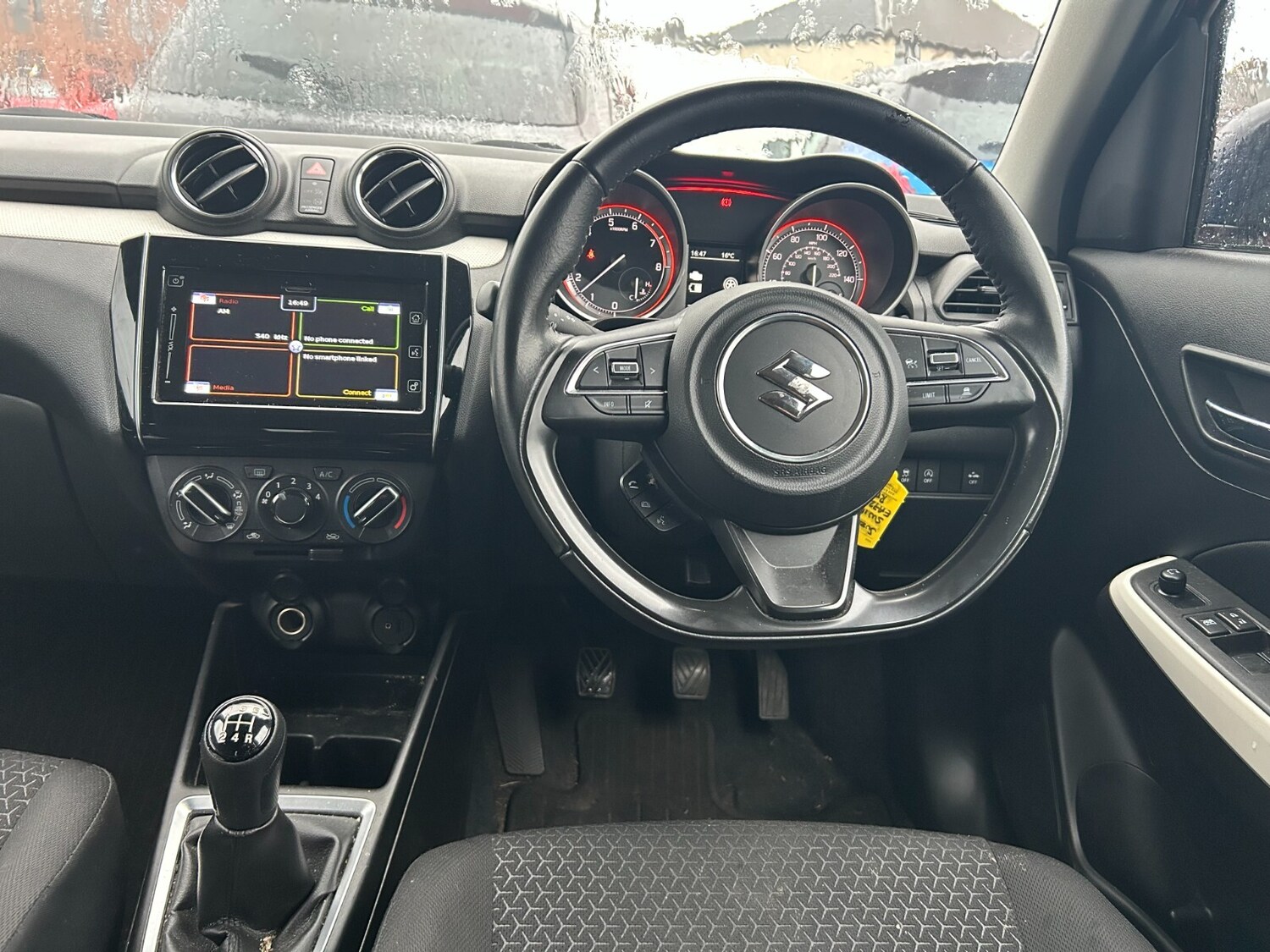 Used Suzuki Swift 2023 for sale - 76095995: Photo 11