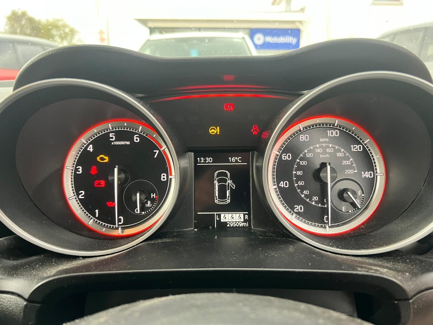 Used Suzuki Swift 2023 for sale - 76095995: Photo 13