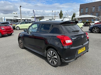 Used Suzuki Swift 2020 for sale - 75771217: Photo