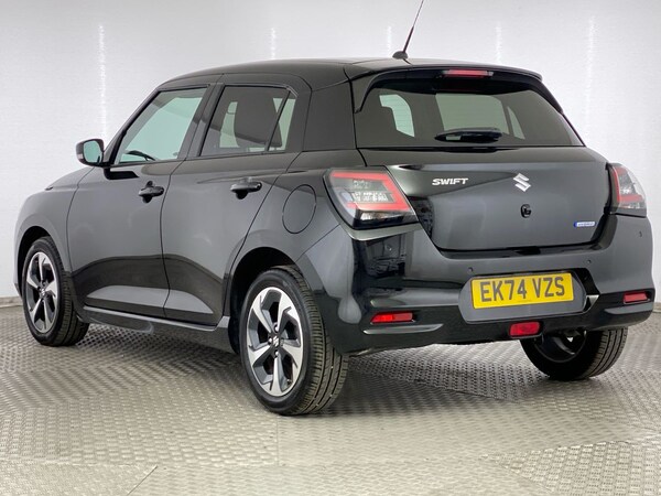 Used Suzuki Swift 2024 for sale - 75441107: Photo 5