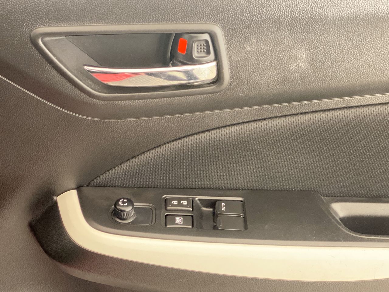 Used Suzuki Swift 2020 for sale - 76716649: Photo 14