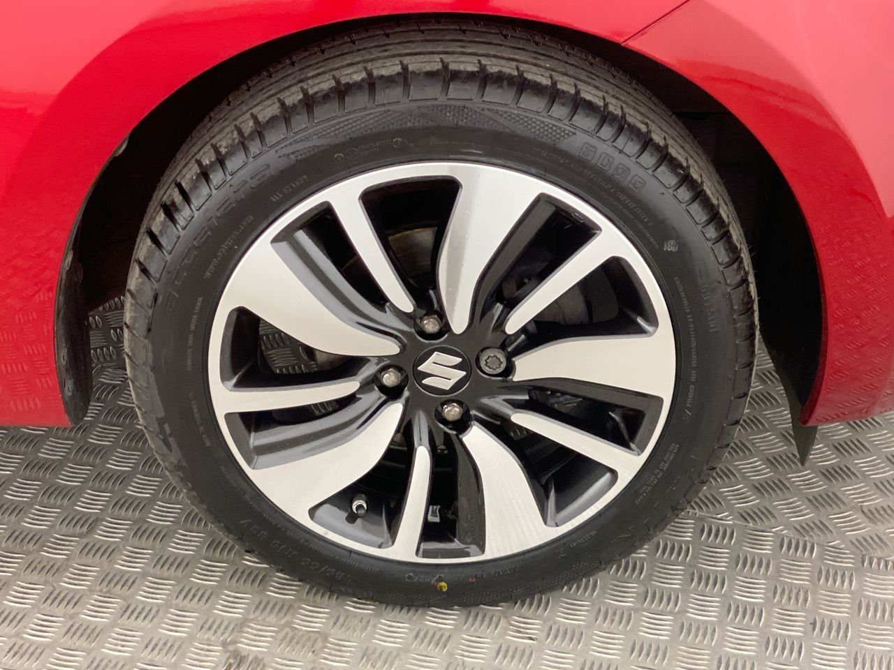 Used Suzuki Swift 2020 for sale - 76716649: Photo 9