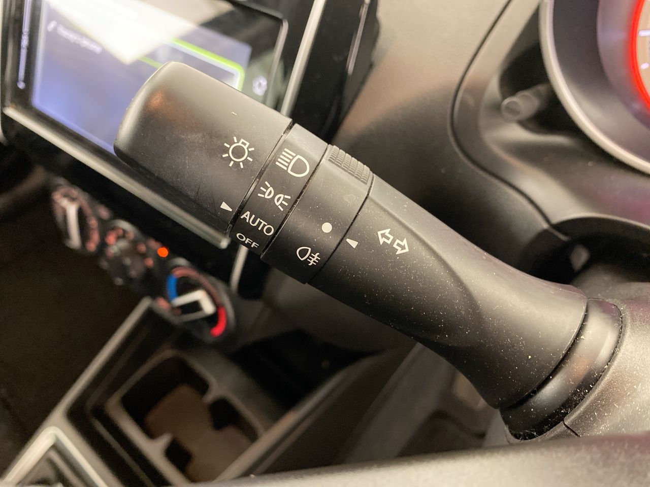 Used Suzuki Swift 2023 for sale - 76635297: Photo 28