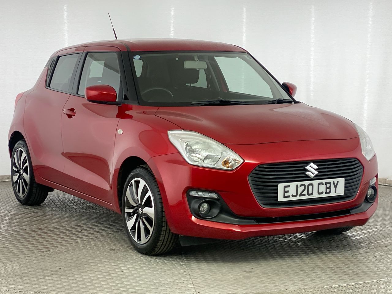 Used Suzuki Swift 2020 for sale - 76074363: Photo 1