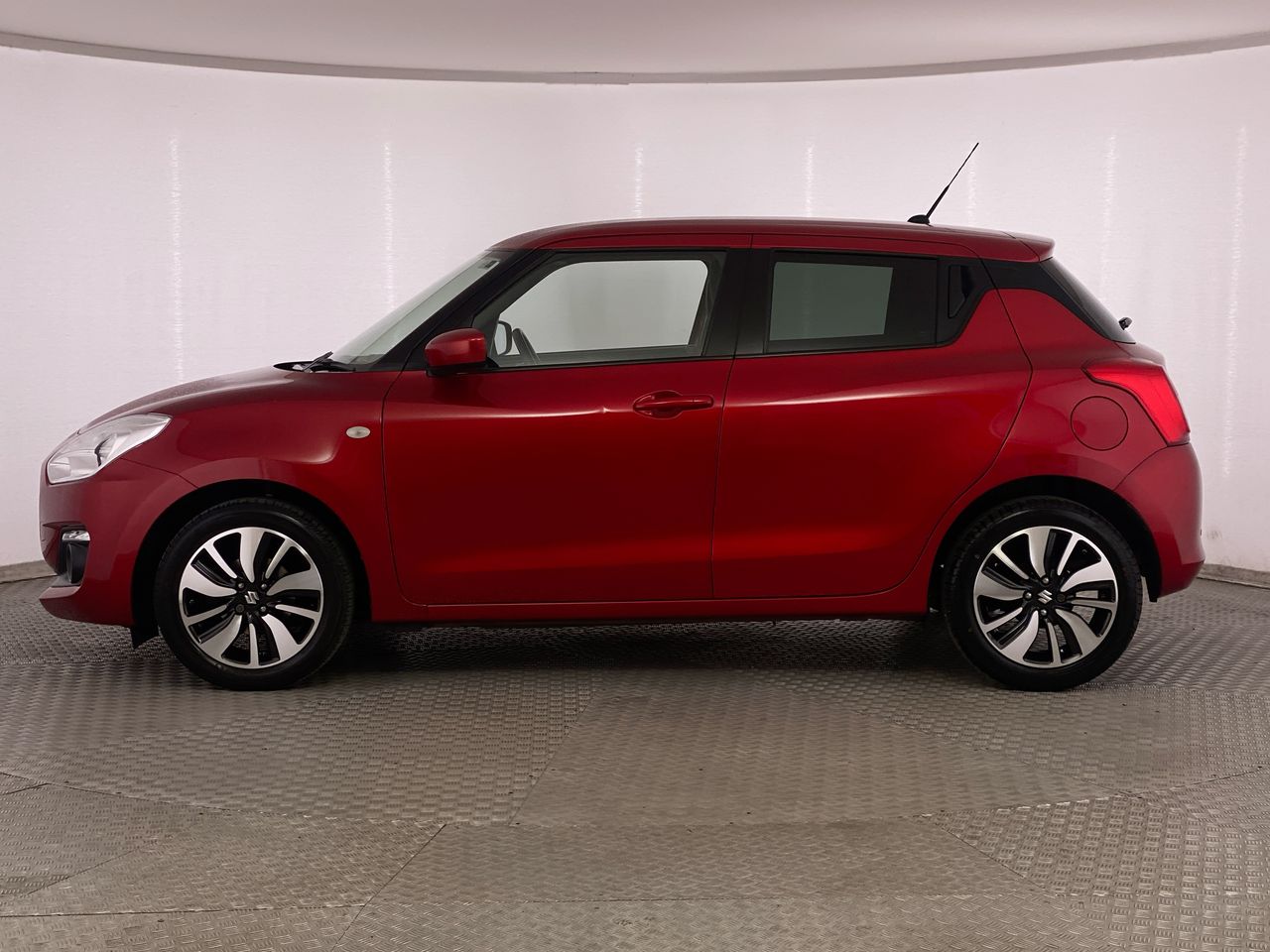 Used Suzuki Swift 2020 for sale - 76074363: Photo 4