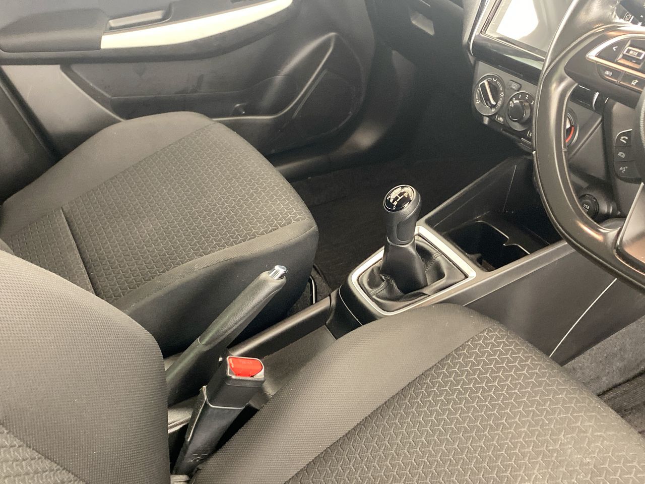 Used Suzuki Swift 2023 for sale - 76461491: Photo 22