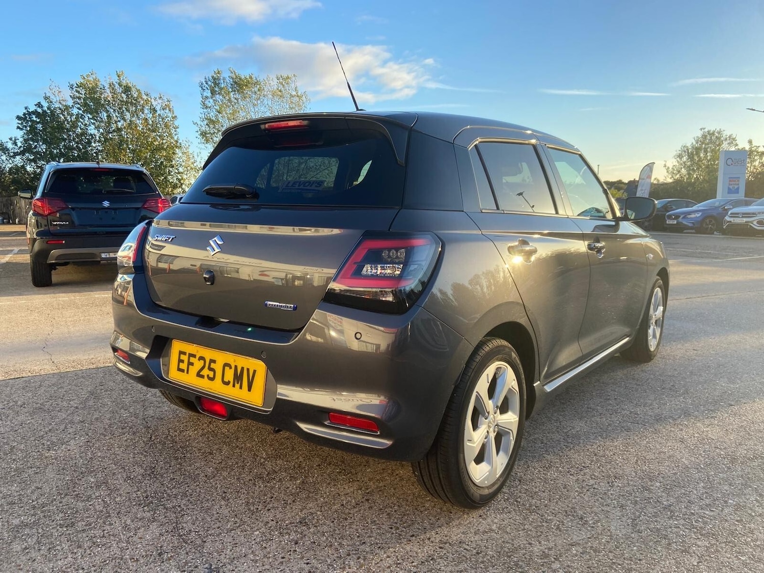 Used Suzuki Swift 2025 for sale - 76191175: Photo 3