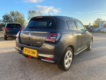 Used Suzuki Swift 2025 for sale - 76191175: Photo 3