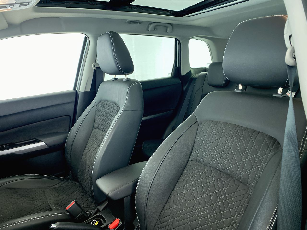 Used Suzuki Vitara 2022 for sale - 76716617: Photo 30