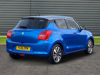 Used Suzuki Swift 2018 for sale - 77744009: Photo