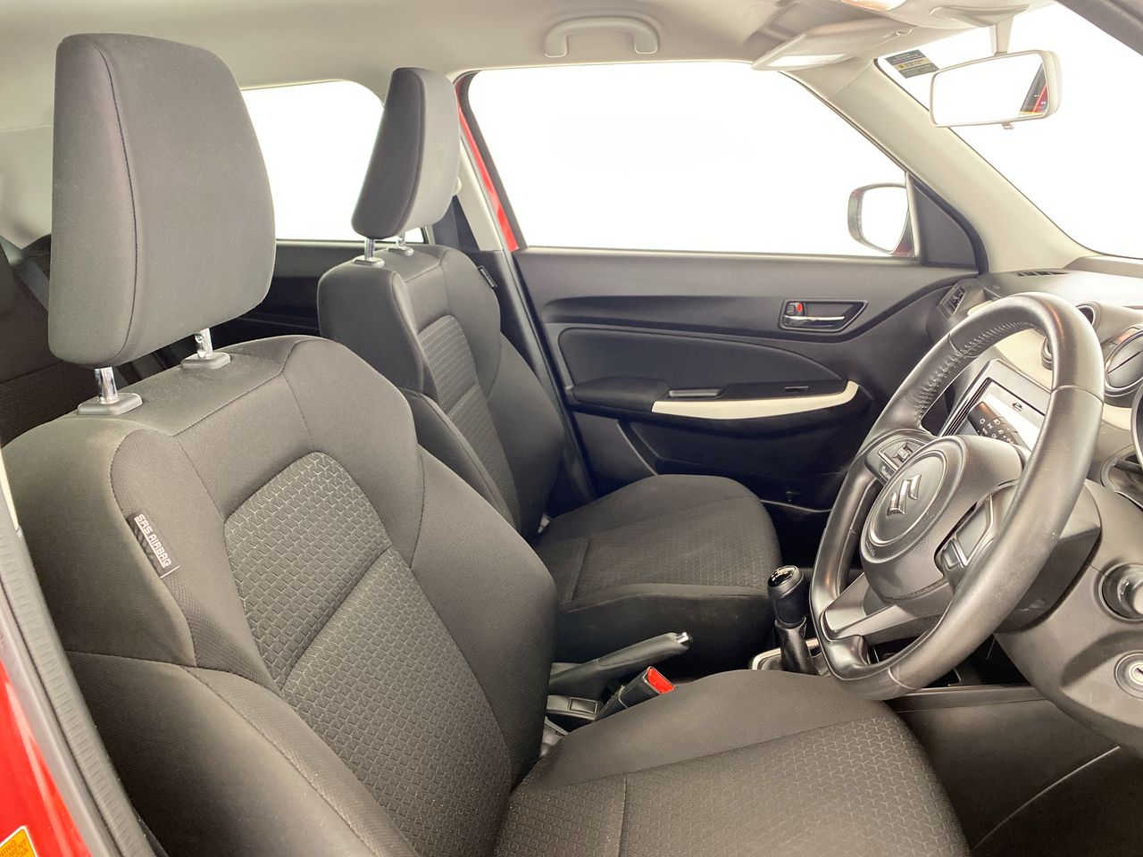 Used Suzuki Swift 2020 for sale - 76461498: Photo 15