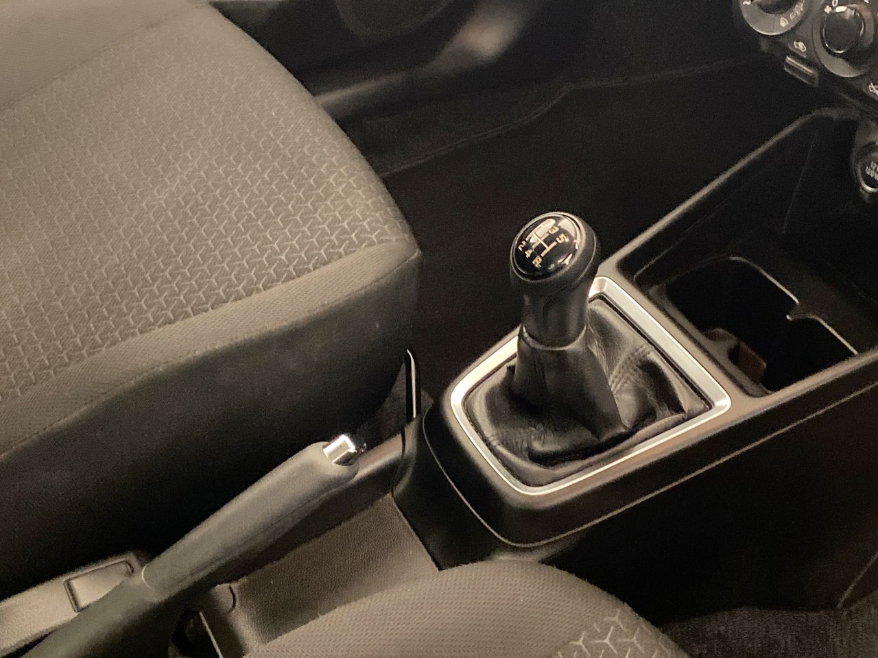 Used Suzuki Swift 2020 for sale - 76461498: Photo 23